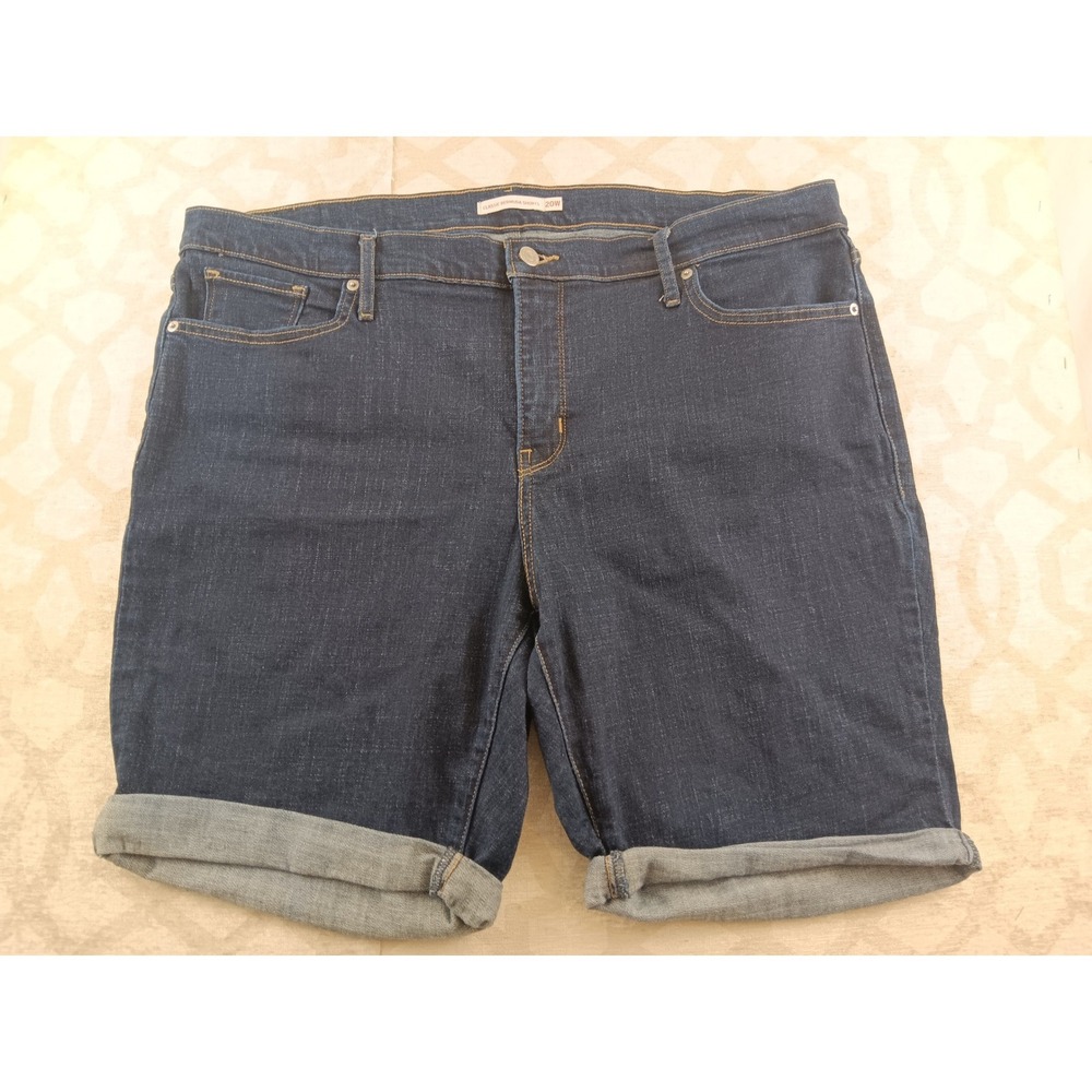 Levis Classic Bermuda Shorts Dark Wash Cuffed‎ Denim Women's 20W